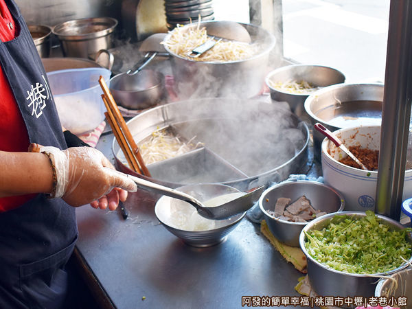 老巷小館23-免費續湯.JPG