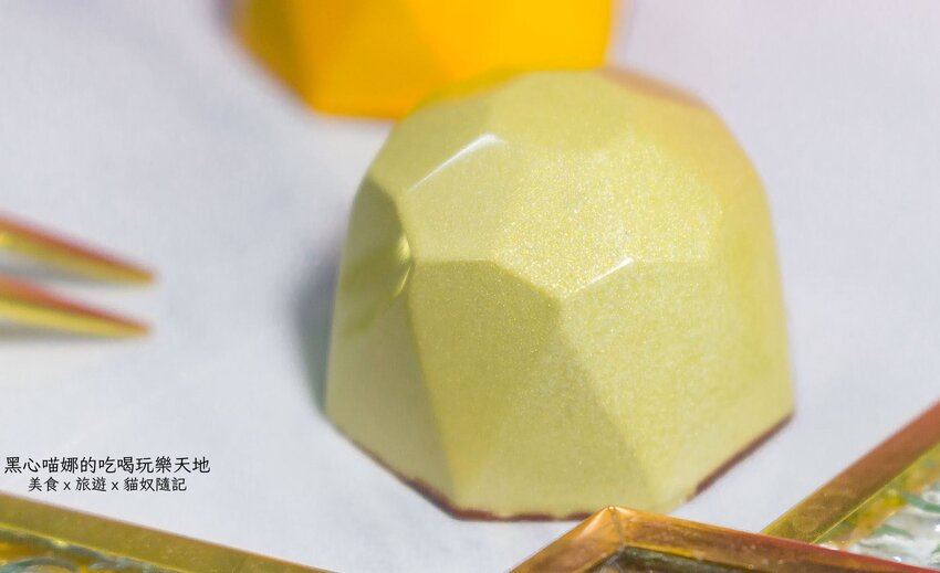 Cona′s妮娜巧克力 2022母親節限量絕美心鑽微醺酒香巧克力禮盒,寵愛媽咪無極限!薄片夾心巧克力、特色乾果系列也好驚喜!