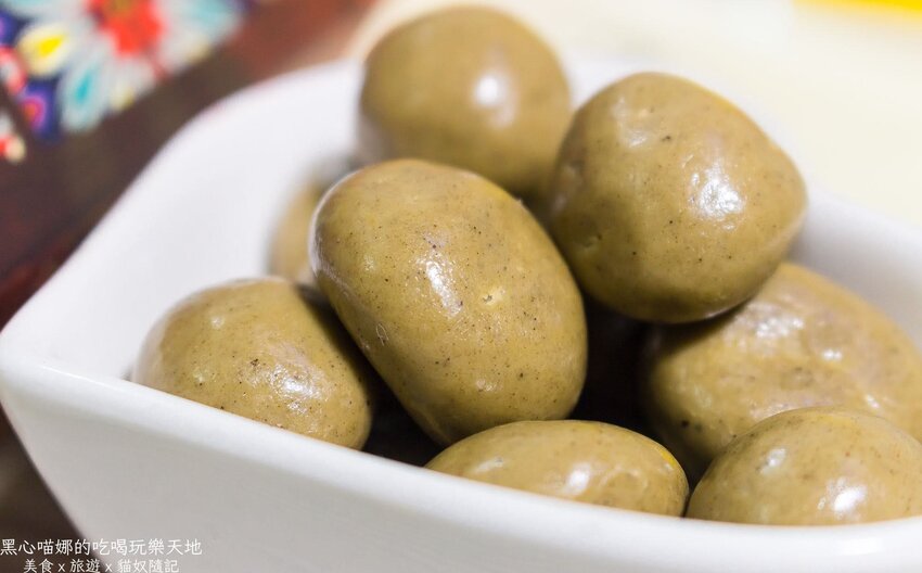 Cona′s妮娜巧克力 2022母親節限量絕美心鑽微醺酒香巧克力禮盒,寵愛媽咪無極限!薄片夾心巧克力、特色乾果系列也好驚喜!