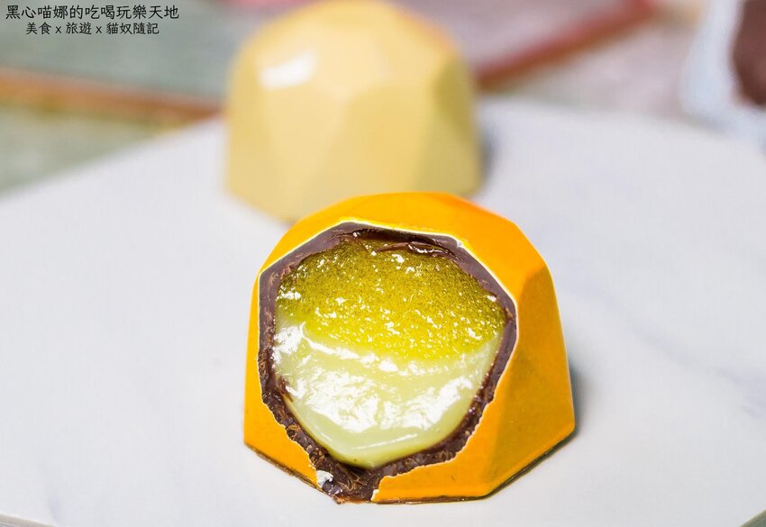 Cona′s妮娜巧克力 2022母親節限量絕美心鑽微醺酒香巧克力禮盒,寵愛媽咪無極限!薄片夾心巧克力、特色乾果系列也好驚喜!