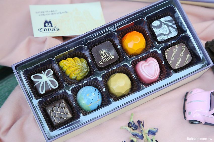 宅配美食伴手禮|精品巧克力『CONAS CHOCOLATE妮娜巧克力』榮獲世界巧克力大賽的好吃手工巧克力!浪漫情人節禮、新春年節送禮首選! - 台南好Food遊