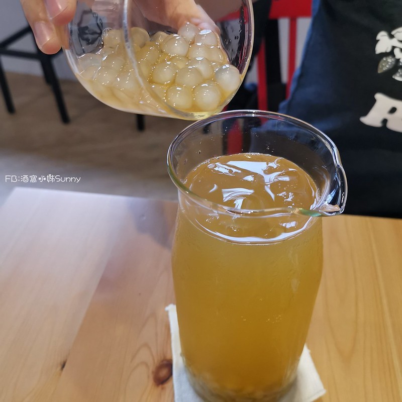 嘉義手搖飲料推薦|木衛二嘉義鑄茶所 X 茶水間有限公司