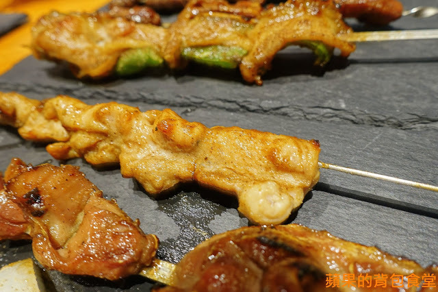 [食記] 高雄楠梓-布利多Bullydog 浮誇IG打卡毛筆串燒 廣島炸牡蠣外脆內軟 培根青蔥香甜清爽 高雄美食