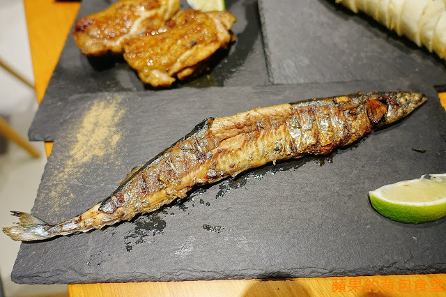 [食記] 高雄楠梓-布利多Bullydog 浮誇IG打卡毛筆串燒 廣島炸牡蠣外脆內軟 培根青蔥香甜清爽 高雄美食