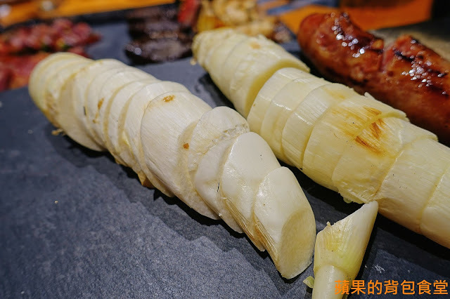 [食記] 高雄楠梓-布利多Bullydog 浮誇IG打卡毛筆串燒 廣島炸牡蠣外脆內軟 培根青蔥香甜清爽 高雄美食