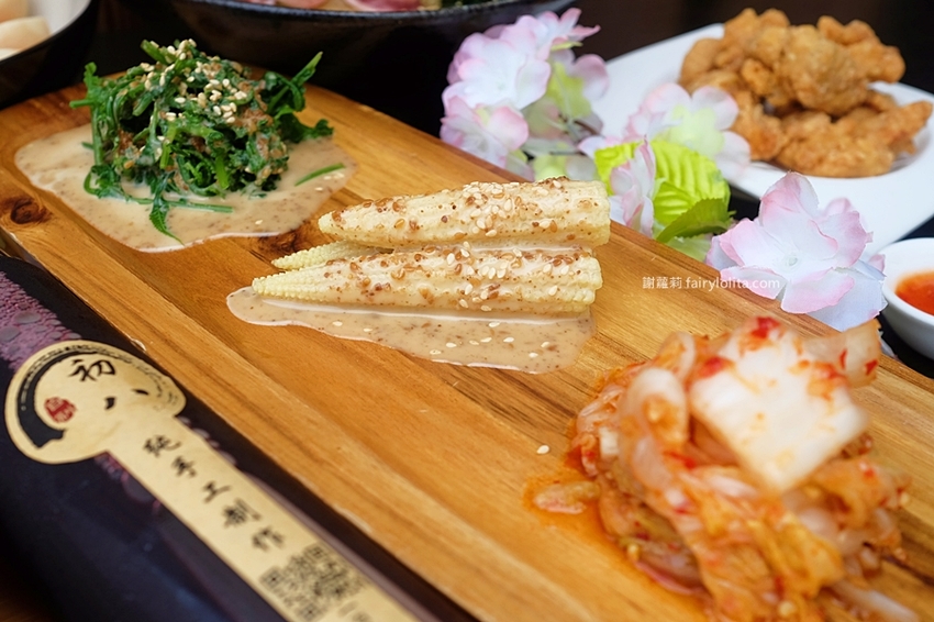 初八拉麵(民雄店)。嘉義爆紅百元平價拉麵,浮誇溏心蛋堆整碗,隱藏版內行人才懂吃! @蹦啾♥謝蘿莉 La vie heureuse