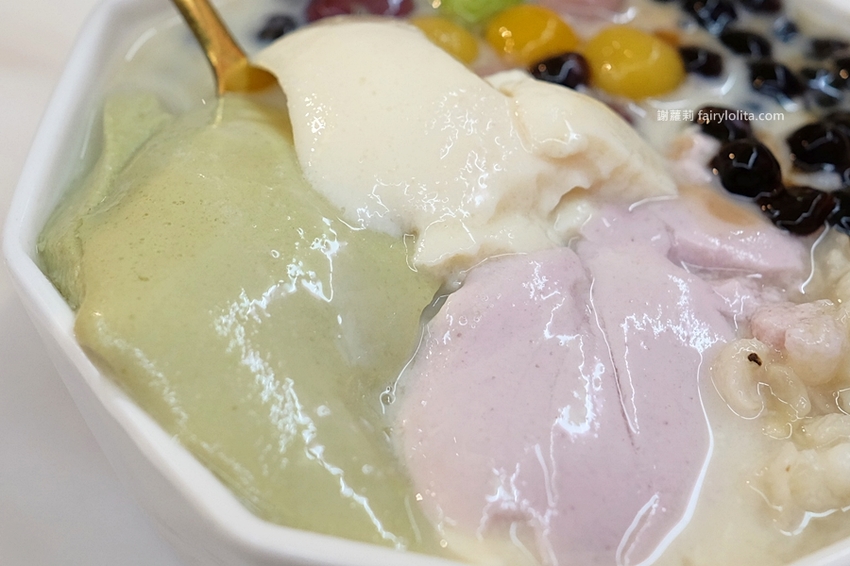一象甜品。彩虹粉粿超療癒,在地人才知道隱藏版手工豆花,營業時間人擠滿滿! @蹦啾♥謝蘿莉 La vie heureuse