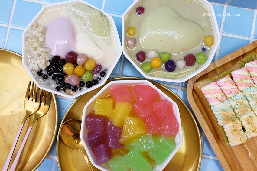 一象甜品。彩虹粉粿超療癒,在地人才知道隱藏版手工豆花,營業時間人擠滿滿! @蹦啾♥謝蘿莉 La vie heureuse