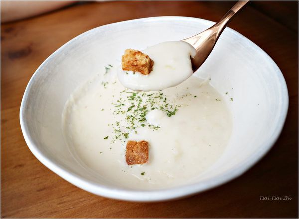 IMG_0779.JPG IMG_0779.JPG