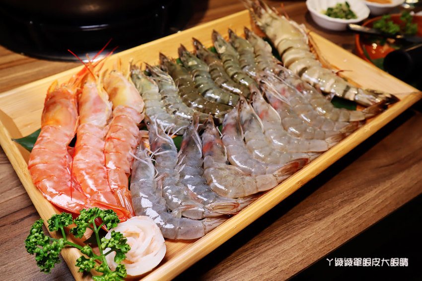 新竹迪卡儂附近美食推薦李私房鍋物！新竹火鍋必吃胡椒豬肚雞鍋