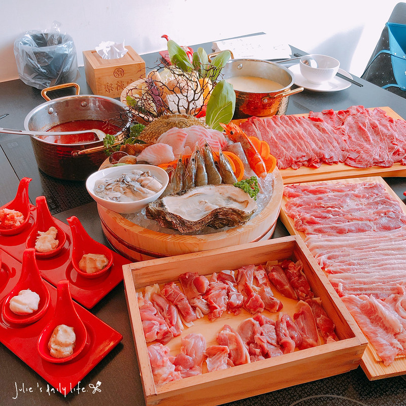 個人鍋,停車位,免費wifi,冷藏肉,嘉一香活菌豬,套餐,宜蘭,宜蘭厲害火鍋,宜蘭市火鍋,宜蘭火鍋,宜蘭火鍋 推薦,宜蘭火鍋2019,宜蘭美食,宜蘭聚餐地點,宜蘭首間冷藏肉火鍋專門店,寵物友善餐廳,巨無霸超猛海鮮,新開幕,桂丁雞,海鮮,涮涮鍋,火鍋,火鍋店,無線WIFI,美國Prime,聚德家 宜蘭,聚德家宜蘭,聚德家火鍋,聚德家火鍋宜蘭,聚德家豐味鍋物,聚德家豐味鍋物-宜蘭農權店 @跟著Julie一起走吧