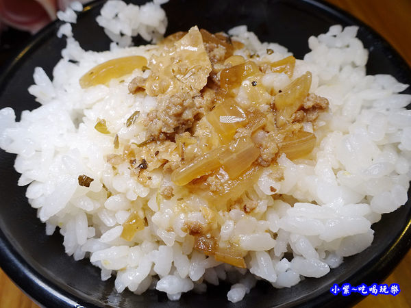 滷肉飯-老湯鍋八德店 (1).jpg
