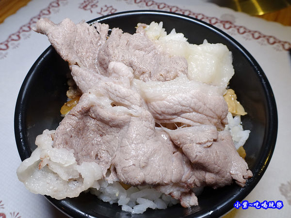 牛肉鍋-老湯鍋八德店 (2).jpg