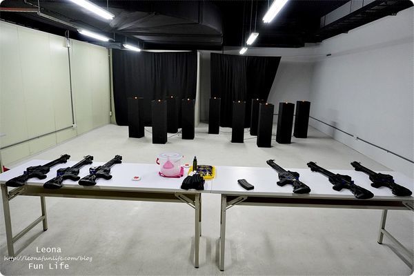 喜晶a光學觀光工廠 台中觀光工廠 台中室內親子景點 雨天備案 潭子親子景點 恐龍 布袋戲 射擊遊戲DSC08549