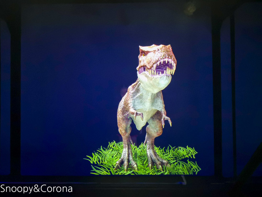 【台中景點】台中最新親子景點｜喜晶A光學觀光工廠～來當恐龍訓練師、DIY手作專屬的VR虛擬實境眼鏡