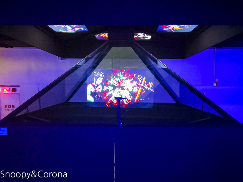 【台中景點】台中最新親子景點｜喜晶A光學觀光工廠～來當恐龍訓練師、DIY手作專屬的VR虛擬實境眼鏡