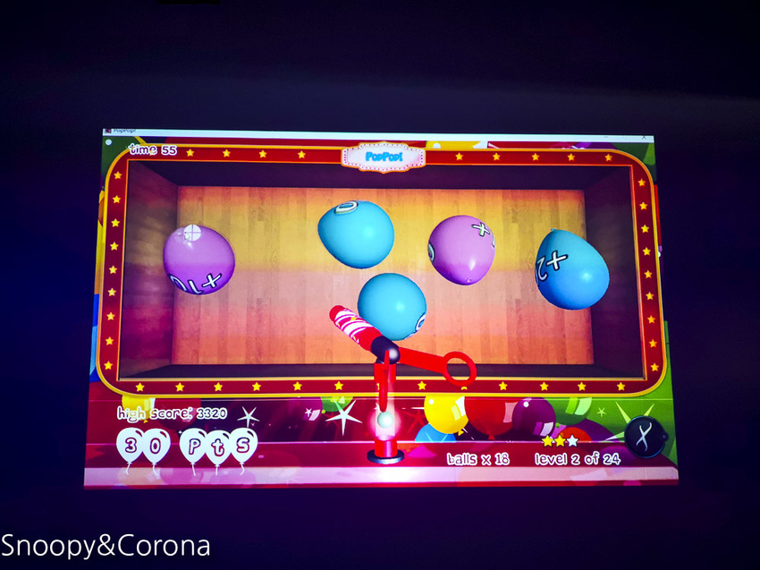 【台中景點】台中最新親子景點｜喜晶A光學觀光工廠～來當恐龍訓練師、DIY手作專屬的VR虛擬實境眼鏡