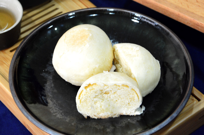 宝泉月餅-小月餅剖面圖1