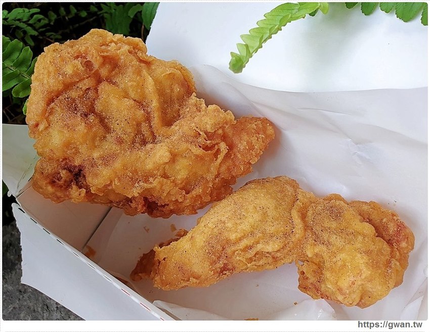 新店人吃起來～拿坡里炸雞全台第三間分店新開幕！！