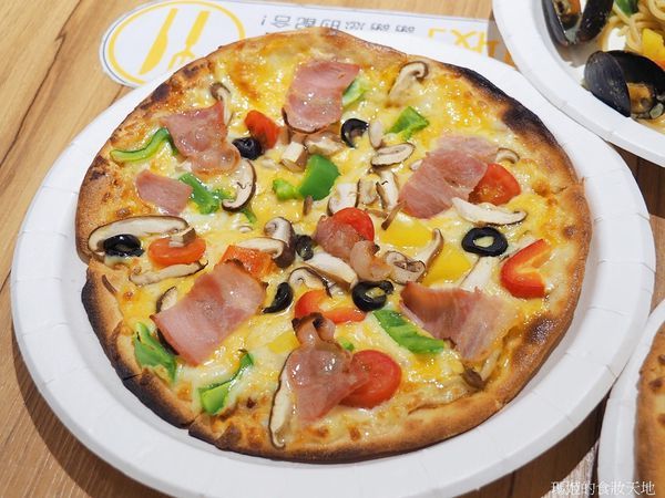 FJ PIZZA 45.JPG FJ PIZZA 45.JPG