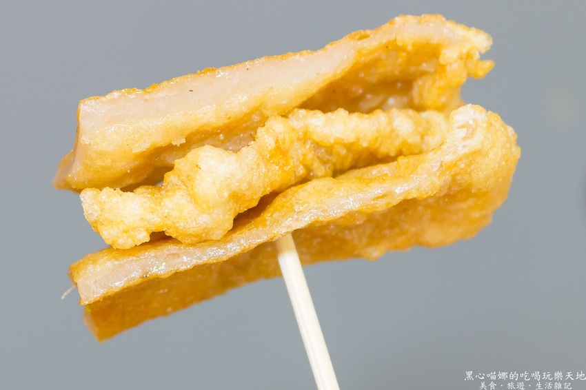 高雄左營︱厚一點雞排專賣店　超囂張！硬是比別人厚又噴汁滑嫩大雞排！涮嘴好吃追劇看電影不能沒有它！！