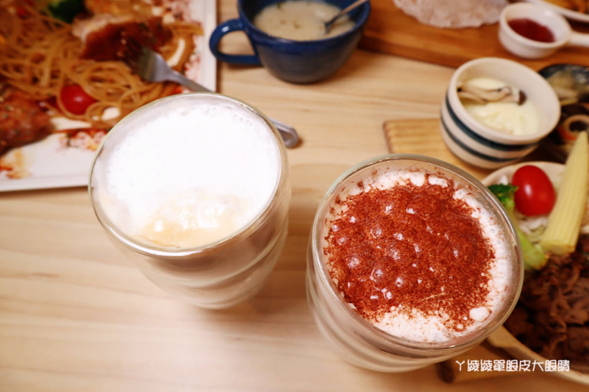 新竹美食推薦喜食廚房！新竹也有好吃又夢幻的彩虹漢堡，天公壇附近新開幕結合藝術的美食餐廳