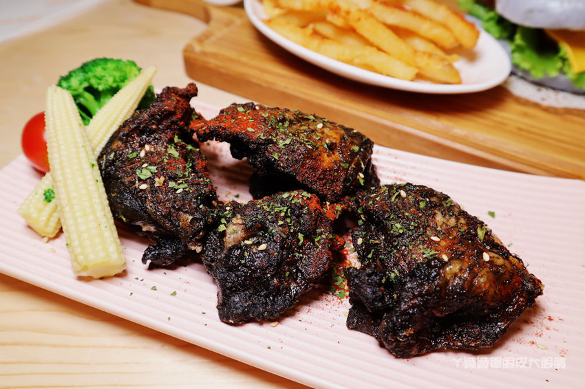 新竹美食推薦喜食廚房！新竹也有好吃又夢幻的彩虹漢堡，天公壇附近新開幕結合藝術的美食餐廳