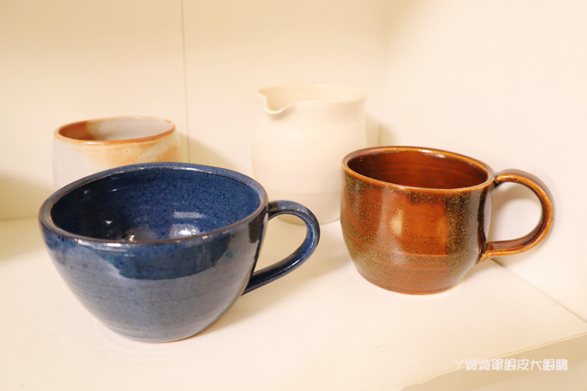 新竹美食推薦喜食廚房！新竹也有好吃又夢幻的彩虹漢堡，天公壇附近新開幕結合藝術的美食餐廳