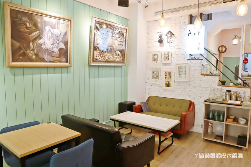 新竹美食推薦喜食廚房！新竹也有好吃又夢幻的彩虹漢堡，天公壇附近新開幕結合藝術的美食餐廳