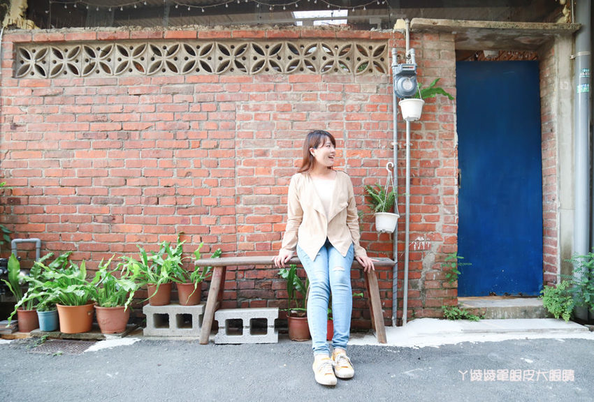 新竹美食推薦喜食廚房！新竹也有好吃又夢幻的彩虹漢堡，天公壇附近新開幕結合藝術的美食餐廳