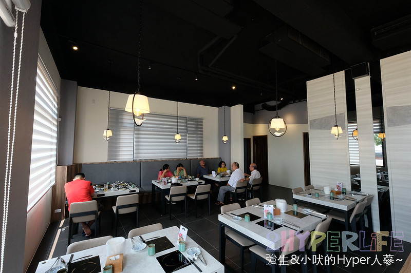 個人小火鍋,台中夜景餐廳推薦,台中東海火鍋推薦,台中沙鹿火鍋推薦,台中涮涮鍋,台中涮涮鍋推薦,台中火鍋,台中美食,崧shabushabu,崧價格,崧火鍋,東海夜市必吃,東海美食推薦 @強生與小吠的Hyper人蔘~