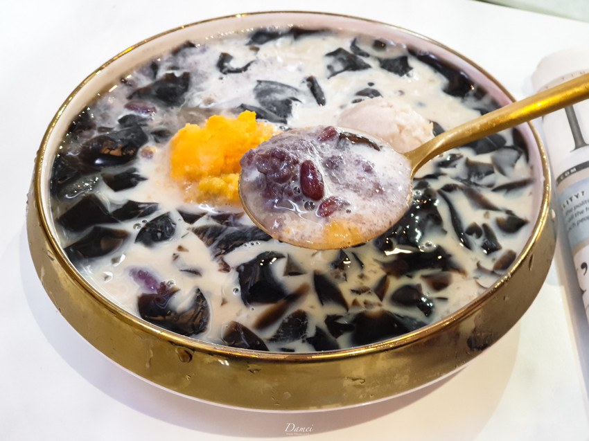 高雄鼓山｜芋室冰舖-網美系手工芋泥甜品，女孩們首選