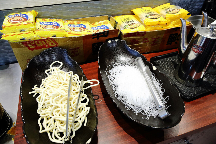 三重高中平價火鍋推薦！起司牛奶鍋、澎湃海鮮船、肉盤加量50%