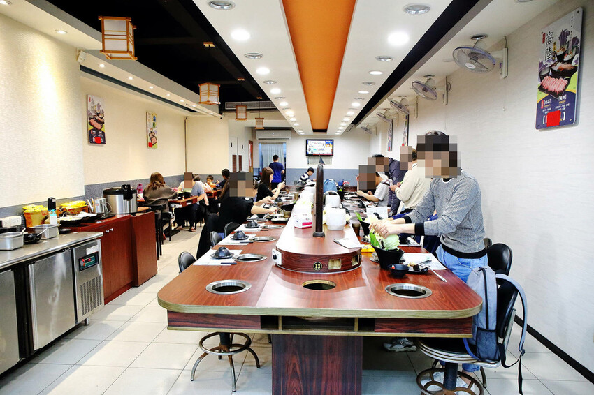 三重高中平價火鍋推薦！起司牛奶鍋、澎湃海鮮船、肉盤加量50%