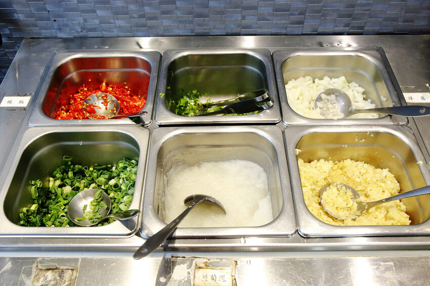 三重高中平價火鍋推薦！起司牛奶鍋、澎湃海鮮船、肉盤加量50%