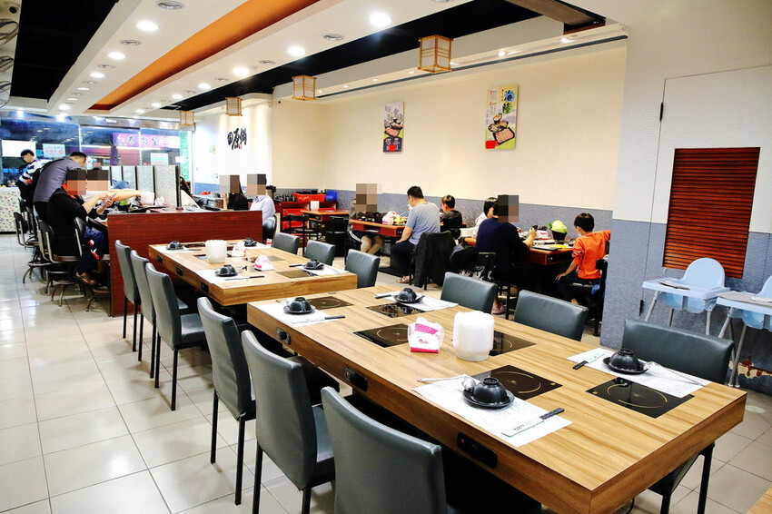 三重高中平價火鍋推薦！起司牛奶鍋、澎湃海鮮船、肉盤加量50%