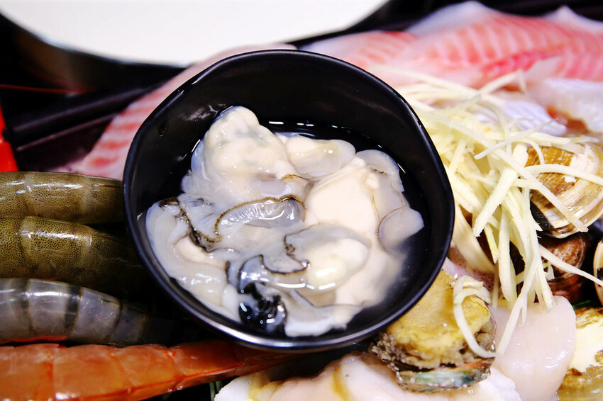 三重高中平價火鍋推薦！起司牛奶鍋、澎湃海鮮船、肉盤加量50%