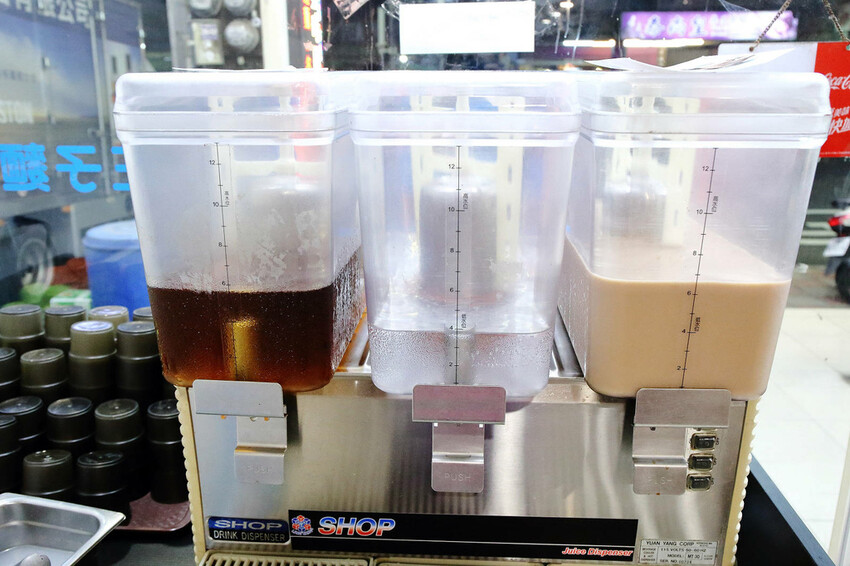 三重高中平價火鍋推薦！起司牛奶鍋、澎湃海鮮船、肉盤加量50%