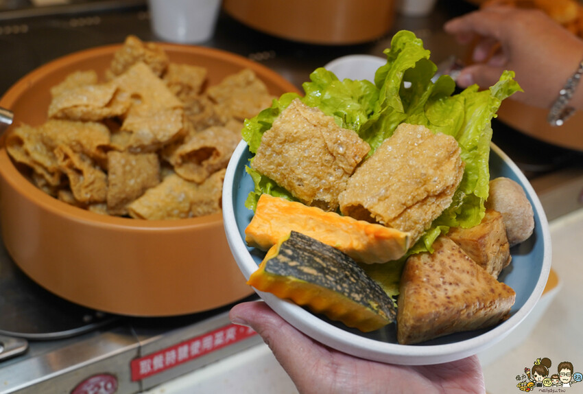 高雄首間 湯旺麻辣回轉火鍋-高雄總店，新奇有趣迴轉鍋物料自取 x 平價火鍋吃到飽 - 跟著尼力吃喝玩樂＆親子生活