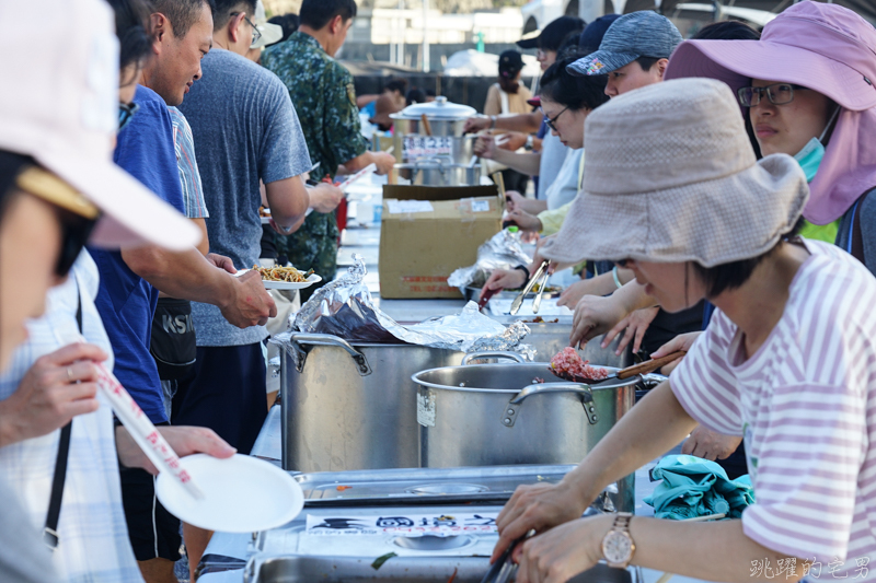 [馬祖旅遊]絕美東引-湛藍無暇海洋 礁岩純白燈塔 彷彿在歐洲ㄧ般 怎能讓人不愛你 東引一日行程景點規劃  東引燈塔(內有影片)