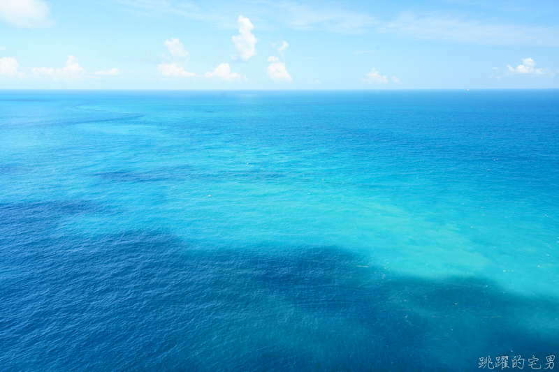 [馬祖旅遊]絕美東引-湛藍無暇海洋 礁岩純白燈塔 彷彿在歐洲ㄧ般 怎能讓人不愛你 東引一日行程景點規劃  東引燈塔(內有影片)