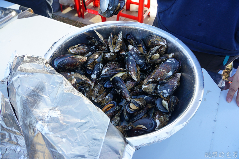[馬祖旅遊]絕美東引-湛藍無暇海洋 礁岩純白燈塔 彷彿在歐洲ㄧ般 怎能讓人不愛你 東引一日行程景點規劃  東引燈塔(內有影片)