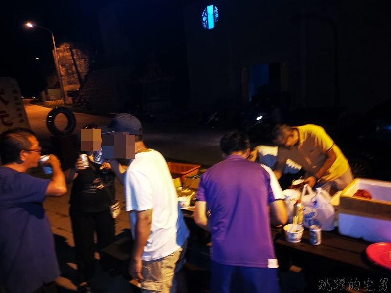 [馬祖旅遊]絕美東引-湛藍無暇海洋 礁岩純白燈塔 彷彿在歐洲ㄧ般 怎能讓人不愛你 東引一日行程景點規劃  東引燈塔(內有影片)