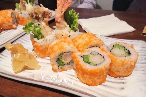 十六區_炸蝦捲壽司.jpg 十六區_炸蝦捲壽司.jpg