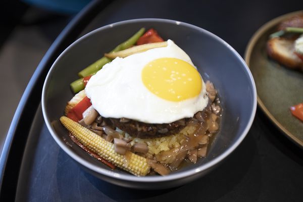 Darcis Cafe - 17.jpg