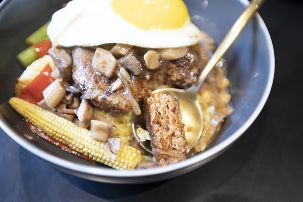 Darcis Cafe - 20.jpg