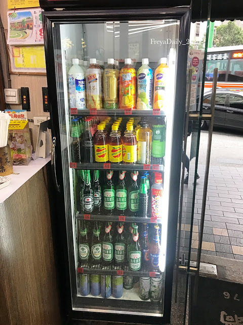 2020,  February │雅香石頭火鍋│走吧台北哪裡吃美食：西門町 台北必吃便宜火鍋 半夜也吃得到的排隊美食