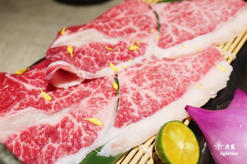 新竹美食:淺藍 × 山上走走~二訪超高cp值日式無菜單海鮮鍋物,螃蟹正肥美