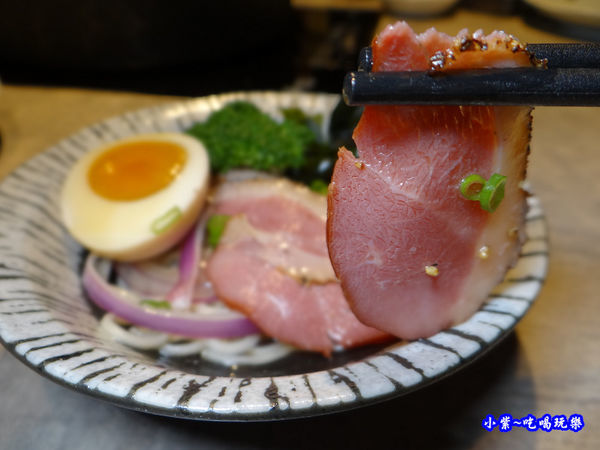 煙燻鴨胸冷麵-山上走走 (5).jpg
