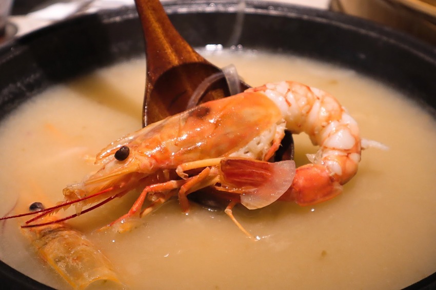 【新竹美食】山上走走｜千元吃到鹿兒島A5和牛、無菜單料理、新竹日式鍋物、活體海鮮鍋物等頂級食材